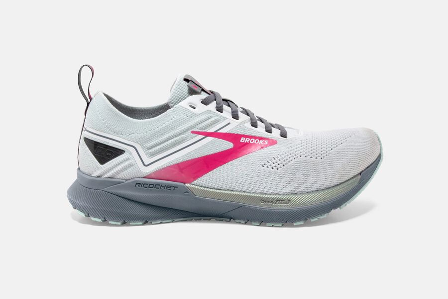 Brooks Running Shoes - Ricochet 3 Road Womens - White/Pink - BSU-627405